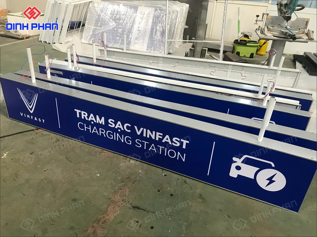Dịch vụ in UV BMT giá rẻ, chất lượng cao in UV BMT