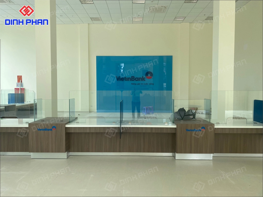 Làm bảng hiệu BMT chuyên nghiệp, uy tín, giá tốt Mẫu hộp đèn led cho nhà hàng buôn ma thuột