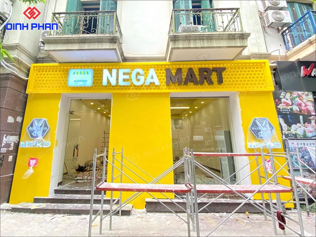 Làm bảng hiệu BMT chuyên nghiệp, uy tín, giá tốt Bảng hiệu alu bền đẹp cho showroom tại buôn ma thuột