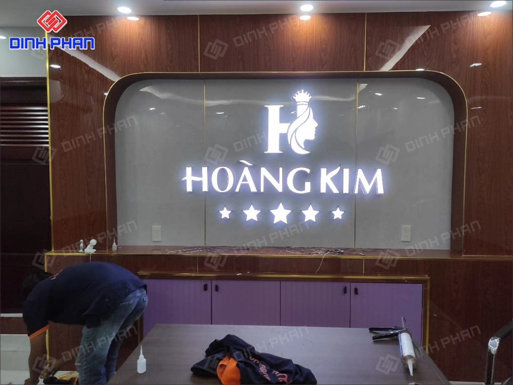 Làm bảng hiệu quảng cáo BMT chuyên nghiệp, uy tín, giá tốt Làm bảng hiệu quảng cáo BMT