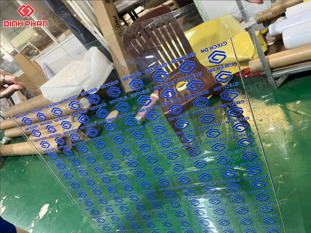 In uv kính BMT uy tín, lấy ngay, giá tốt In uv kính bmt