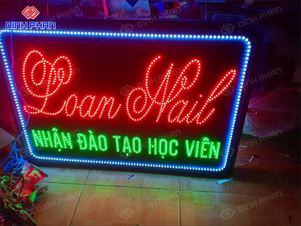 Làm bảng hiệu đèn led BMT giá tốt Làm bảng hiệu đèn led BMT