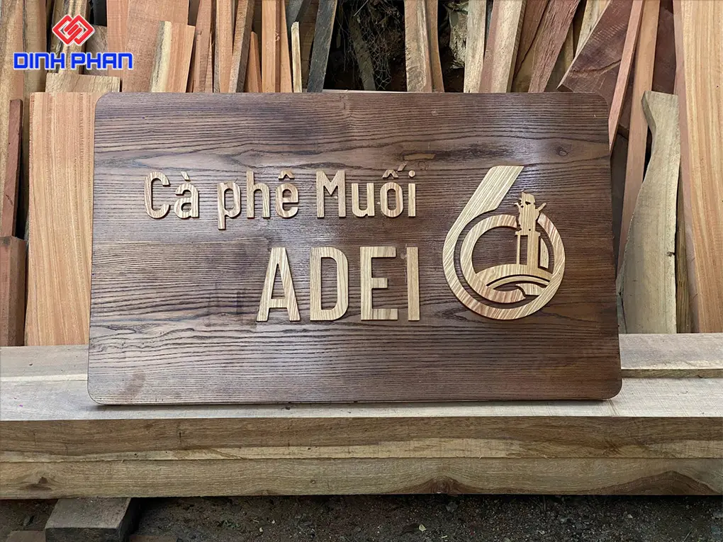Làm bảng hiệu gỗ BMT theo yêu cầu, giá rẻ & chất lượng Làm bảng hiệu gỗ BMT