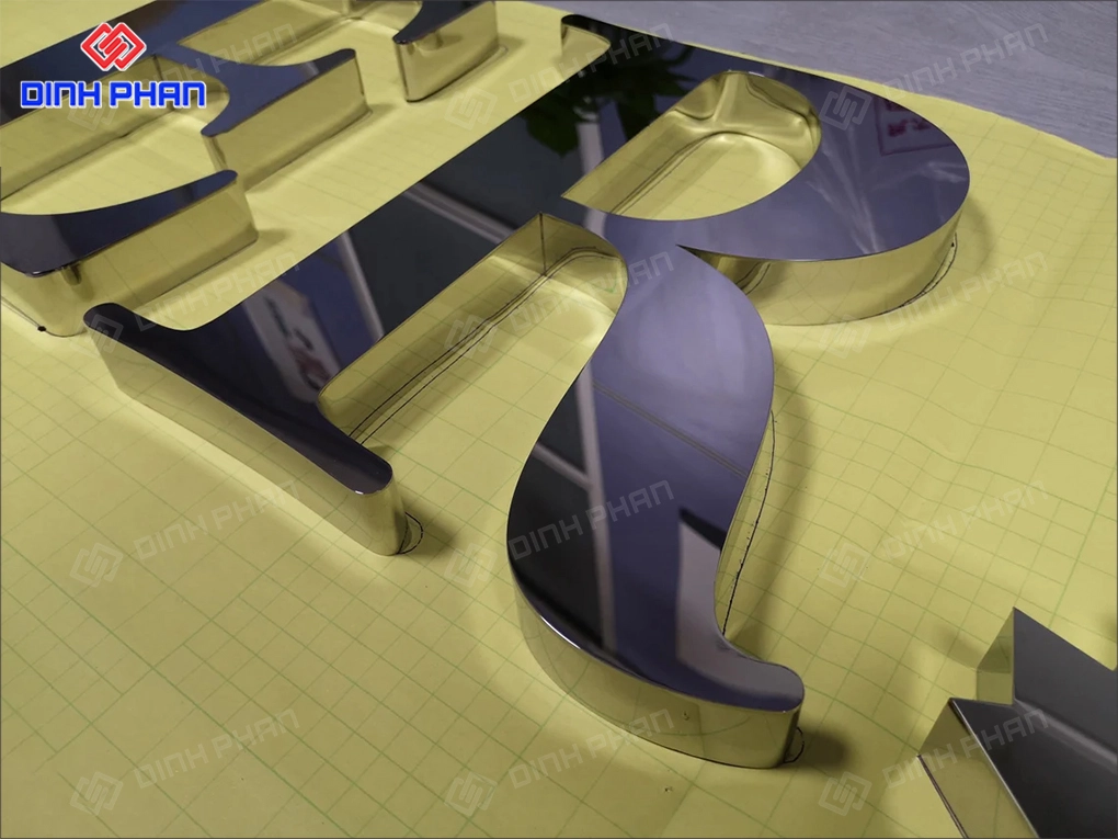 Cắt vách ngăn cnc alu tại bmt