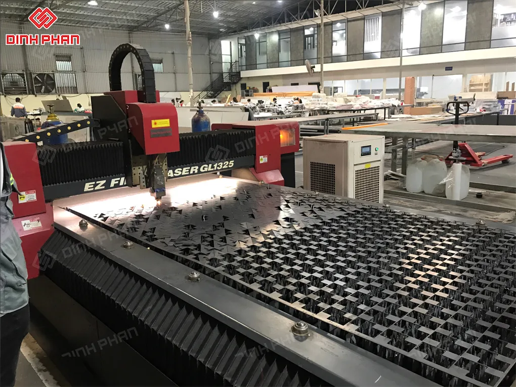 Dịch vụ cắt laser mica BMT giá rẻ, chất lượng Cắt laser mica bmt