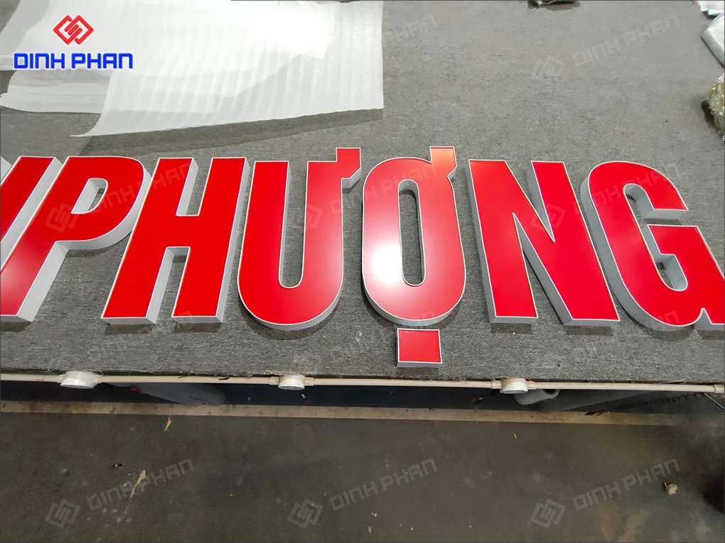 Đơn vị làm bảng hiệu chữ nhôm BMT uy tín, giá rẻ Làm bảng hiệu chữ nhôm bmt