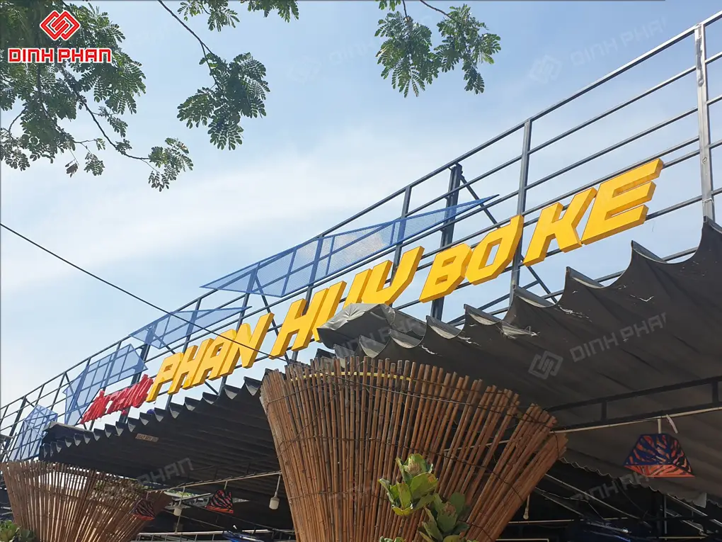 Đơn vị làm bảng hiệu chữ nhôm BMT uy tín, giá rẻ Làm bảng hiệu chữ nhôm bmt