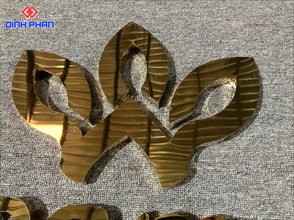 Làm chữ inox vàng gương tại Buôn Ma Thuột giá rẻ Làm chữ inox vàng gương tại buôn ma thuột