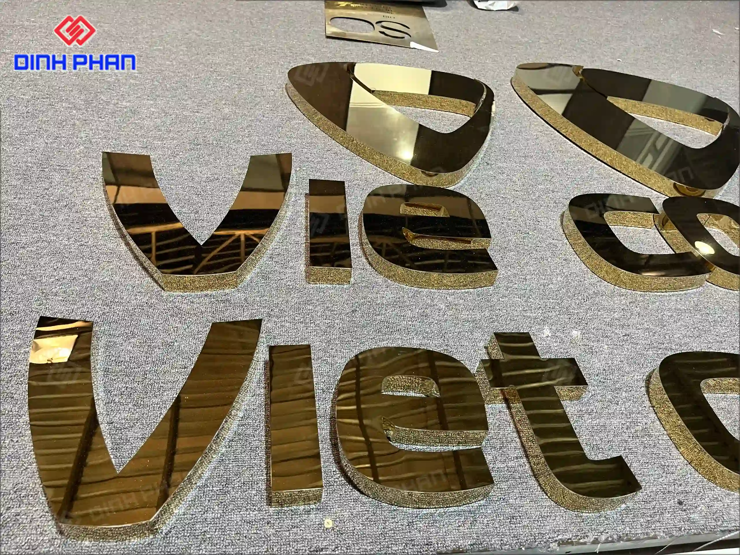 Làm chữ inox vàng gương tại Buôn Ma Thuột giá rẻ Làm chữ inox vàng gương tại buôn ma thuột