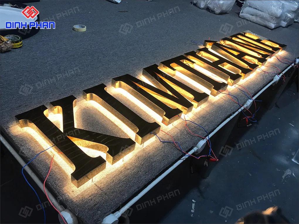 Thi công chữ inox đèn led tại Daklak Thi công chữ inox đèn led tại daklak