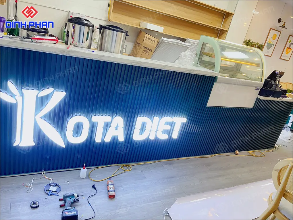 Làm bảng hiệu trà sữa BMT giá rẻ, chất lượng Bảng hiệu trà sữa bmt