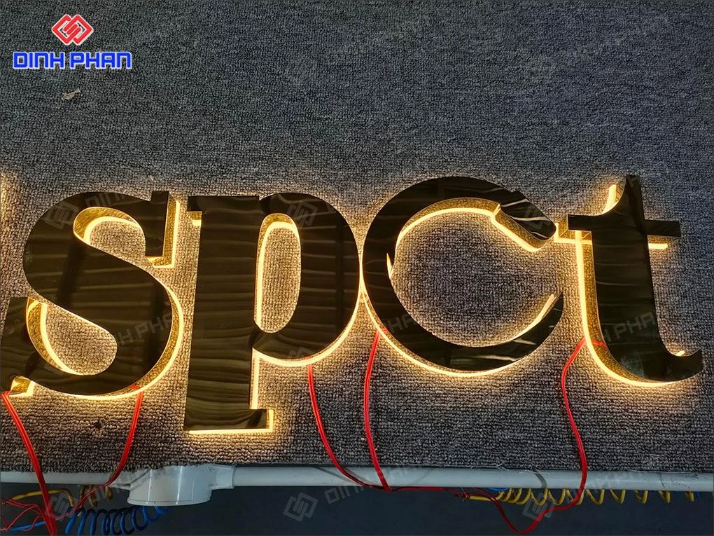 Gia công chữ inox vàng gương BMT giá rẻ, theo yêu cầu Chữ inox vàng gương bmt