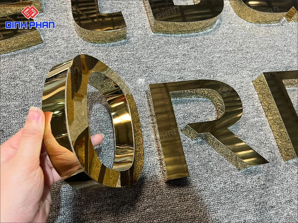 Gia công chữ inox vàng gương BMT giá rẻ, theo yêu cầu Chữ inox vàng gương bmt