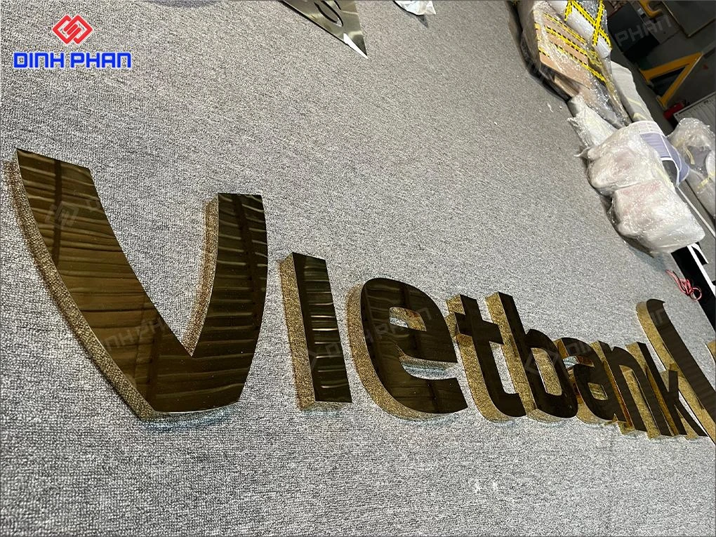 Gia công chữ inox vàng gương BMT giá rẻ, theo yêu cầu Chữ inox vàng gương bmt