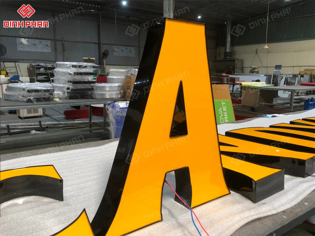 Gia công uốn chữ nhôm bmt