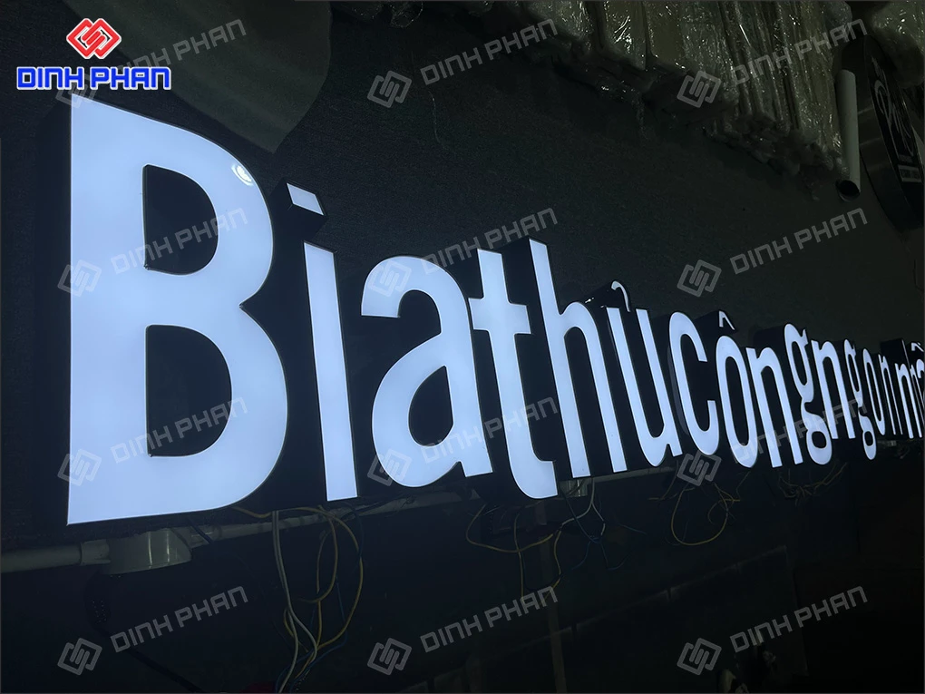 Gia công uốn chữ nhôm bmt