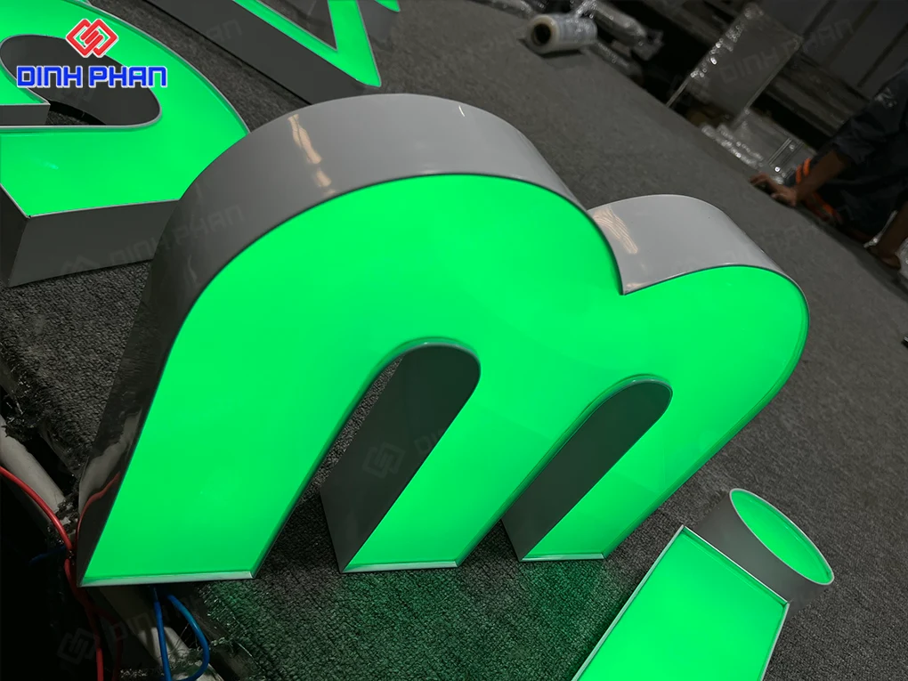 Gia công uốn chữ nhôm bmt