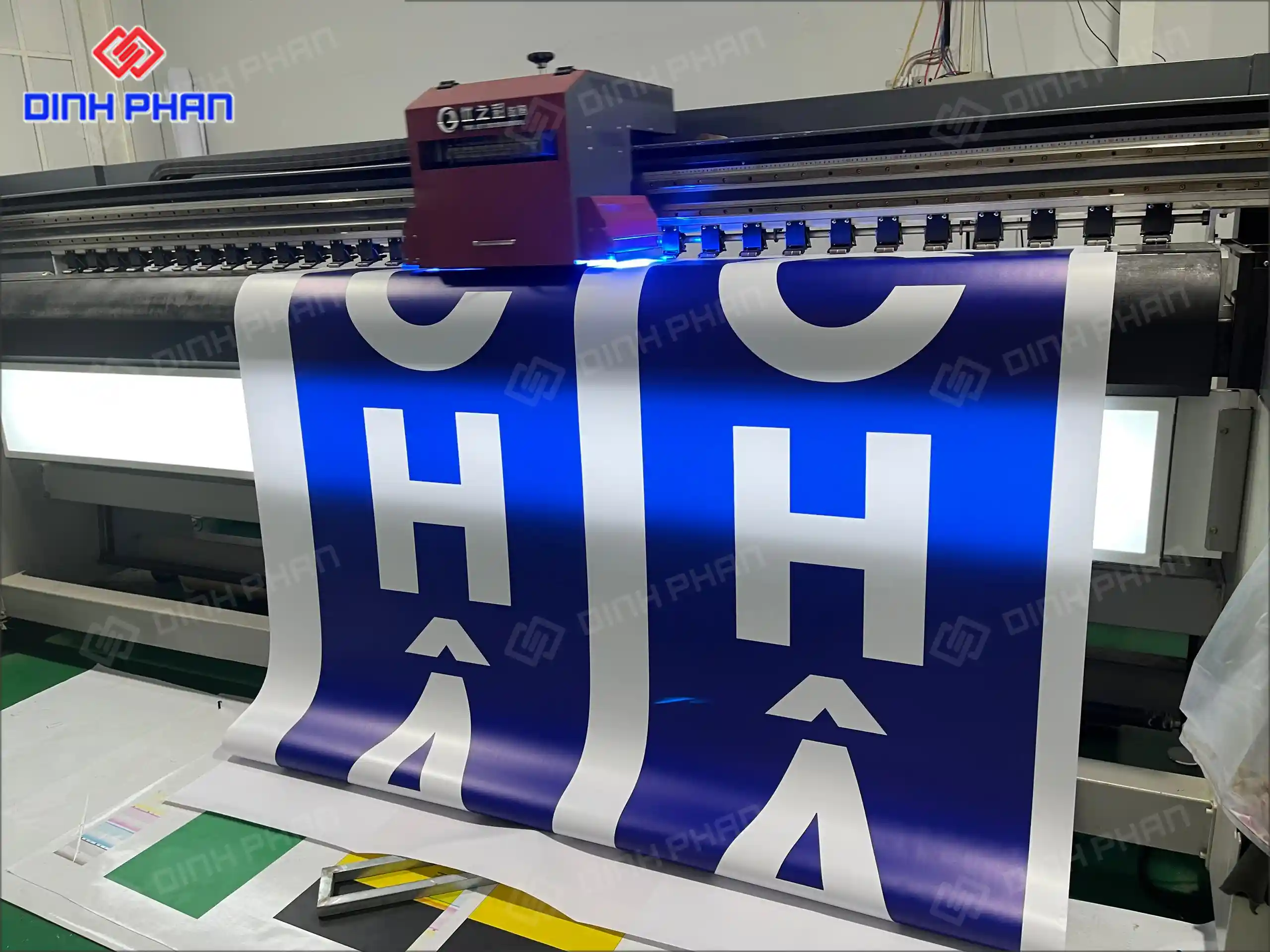 In uv cuộn BMT trọn gói, giá rẻ, lấy ngay In uv cuộn bmt