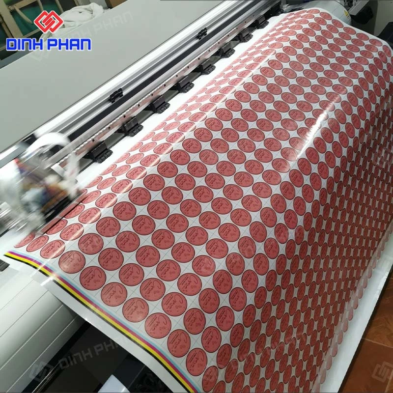 Dịch vụ in uv DTF BMT giá rẻ, lấy ngay In logo dán lên ly nhựa bmt