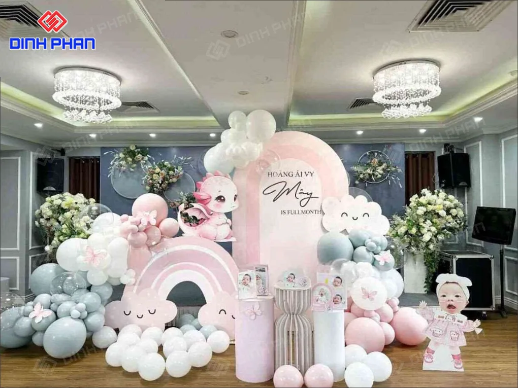 Làm bảng hiệu cho em bé đầy tháng BMT giá rẻ, theo yêu cầu Mẫu bảng hiệu đầy tháng cho bé gái tại bmt