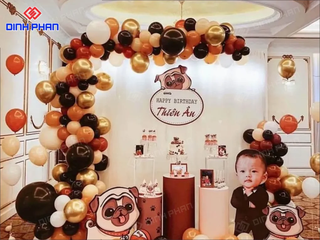 Làm bảng hiệu cho em bé đầy tháng BMT giá rẻ, theo yêu cầu Thiết kế bảng hiệu đầy tháng bmt