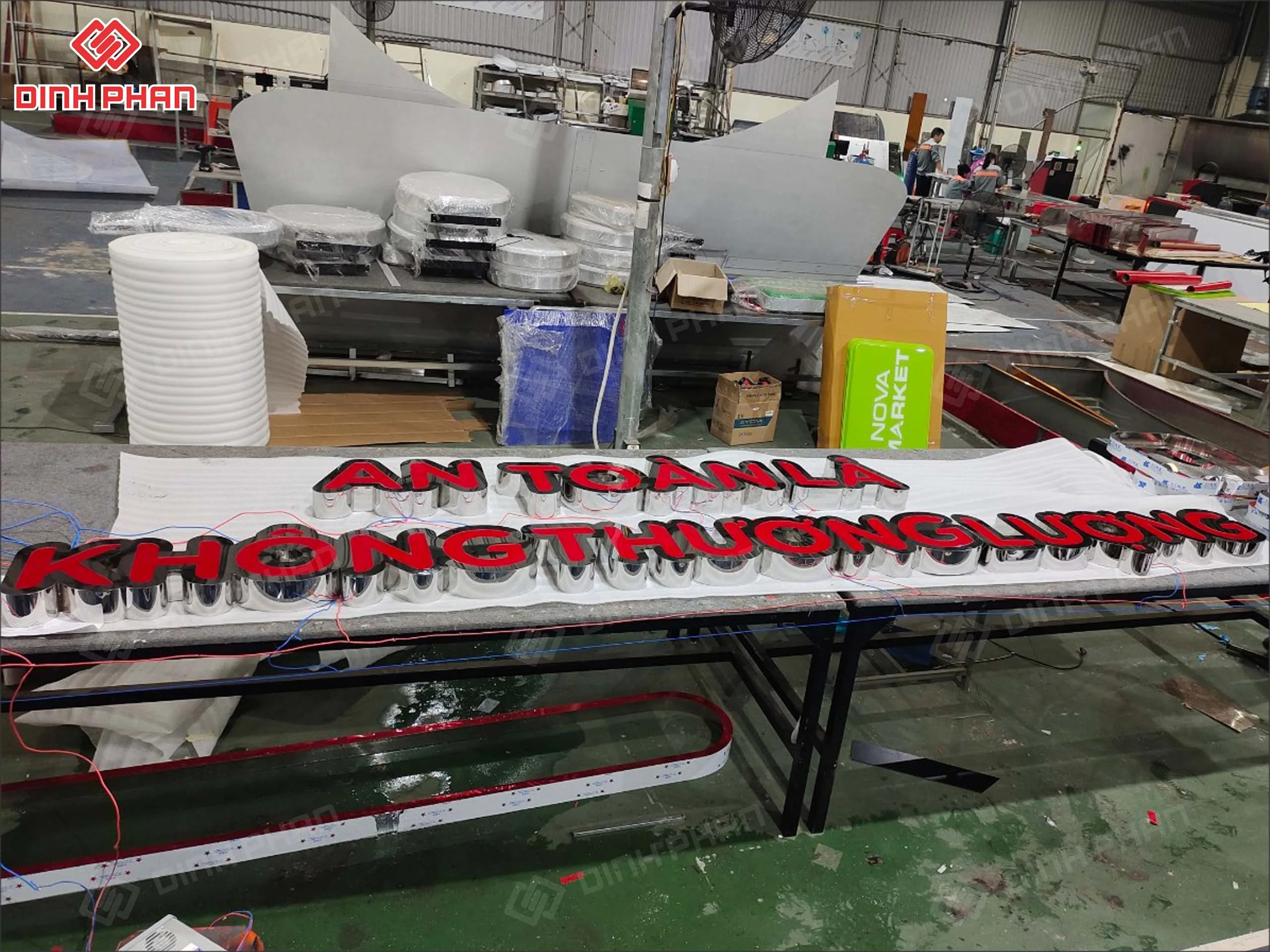 Làm chữ nổi mica đắk lắk