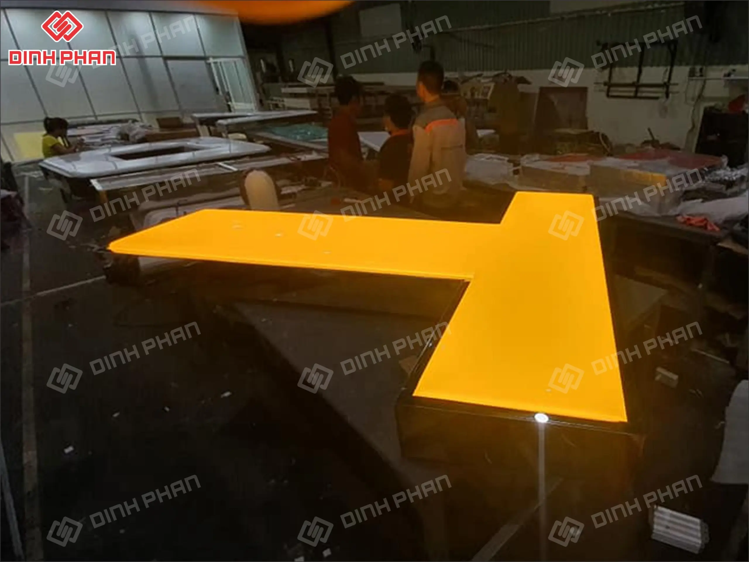 Làm chữ nổi mica đắk lắk