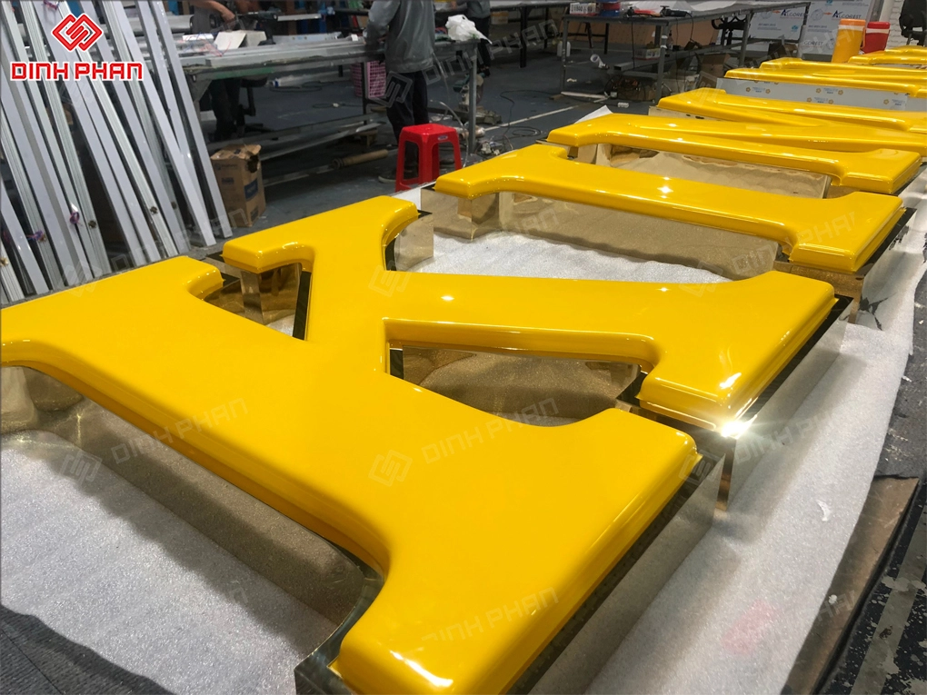 Làm chữ nổi mica đắk lắk