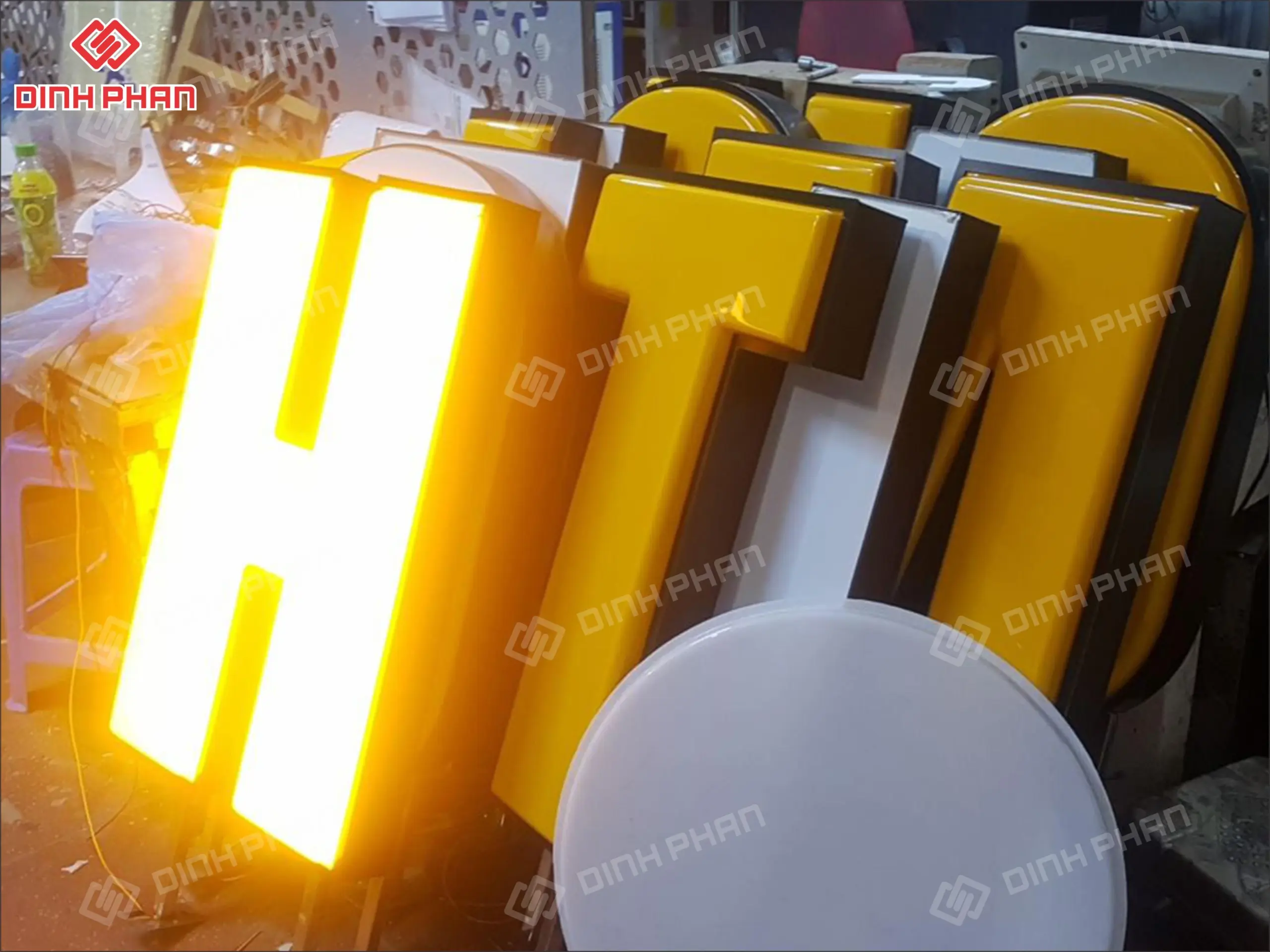 Làm chữ nổi mica đắk lắk