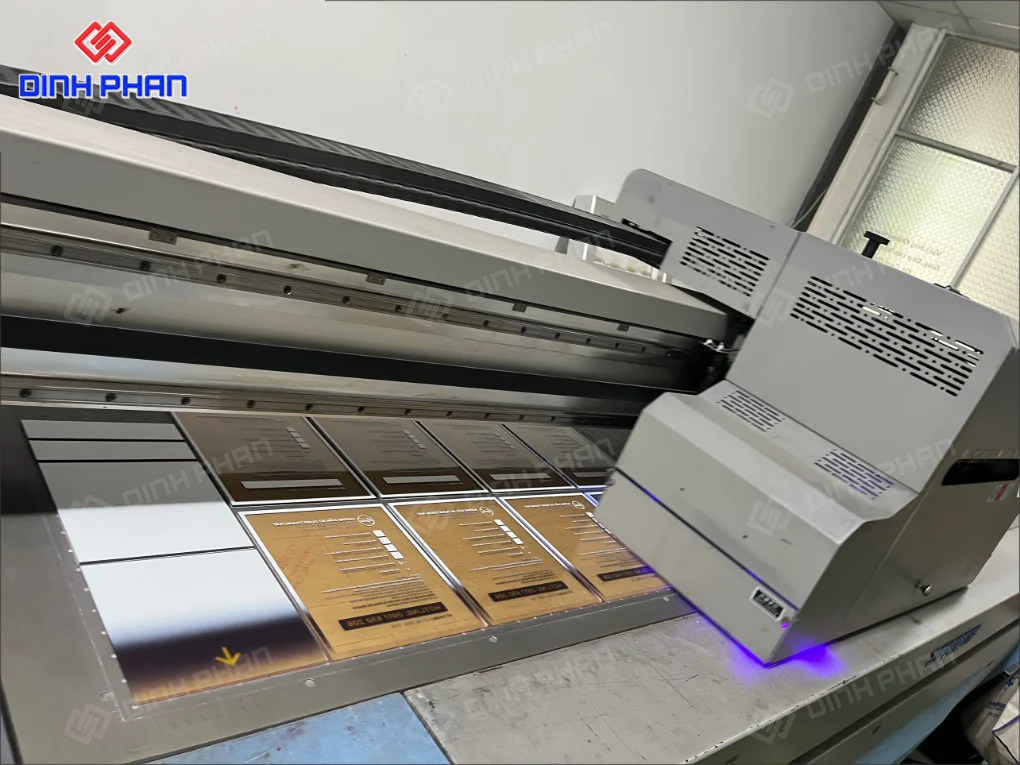 In UV decal Đắk Nông giá rẻ, lấy liền In uv decal đắk nông