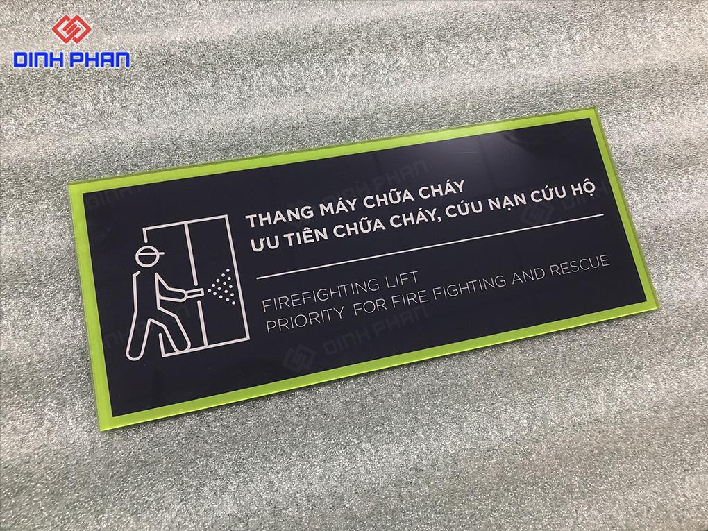 In uv mica bình định