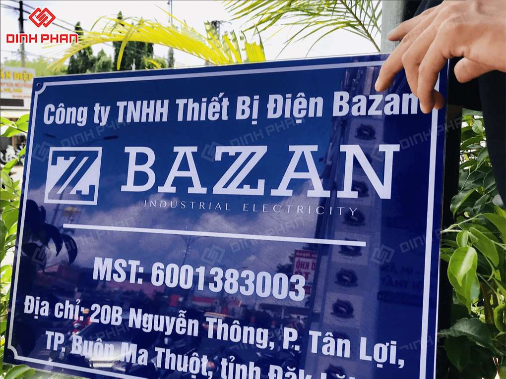 In uv mica bình định