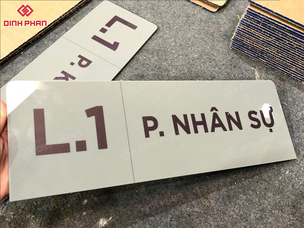 In uv mica bình định