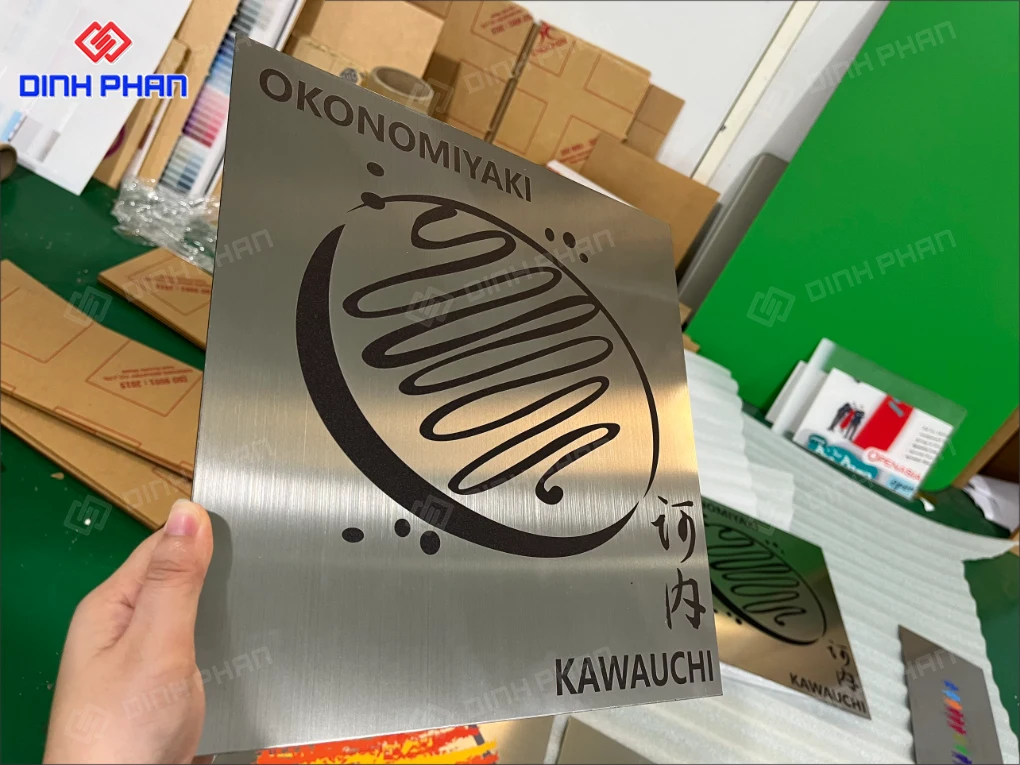 Dịch vụ in UV trên Alu BMT giá rẻ, lấy ngay In uv trên alu bmt