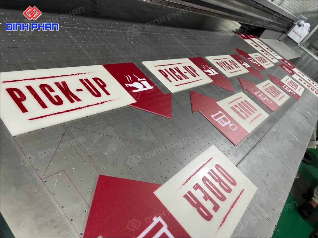 Dịch vụ in UV trên Alu BMT giá rẻ, lấy ngay In uv trên alu bmt