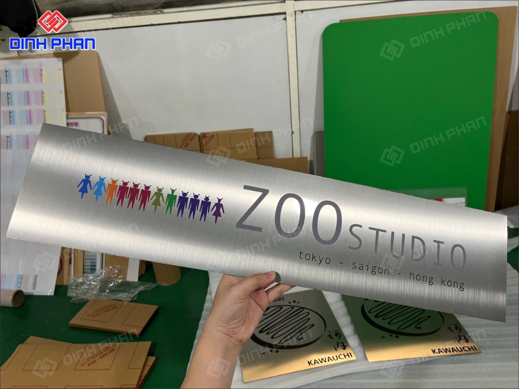 Dịch vụ in UV trên Alu BMT giá rẻ, lấy ngay In uv trên alu bmt