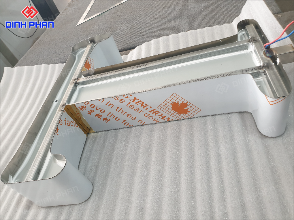 Làm chữ inox Gia Lai giá rẻ, bền, đẹp Làm chữ inox gia lai