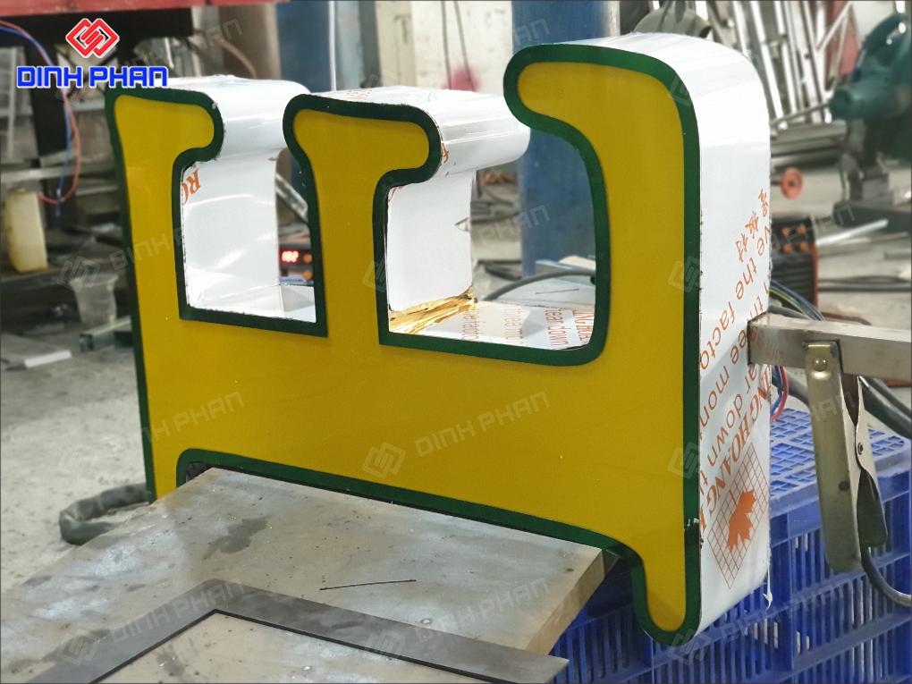 Làm chữ inox Khánh Hòa nhanh chóng, chất lượng Làm chữ inox khánh hòa