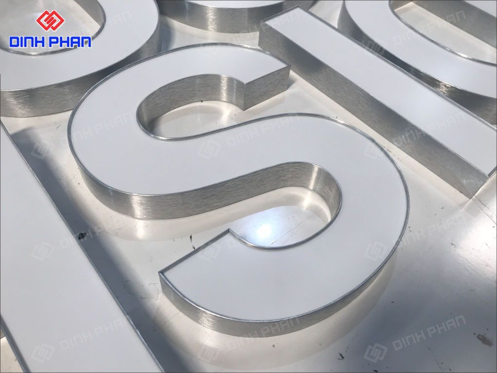 Gia công chữ nhôm phú yên