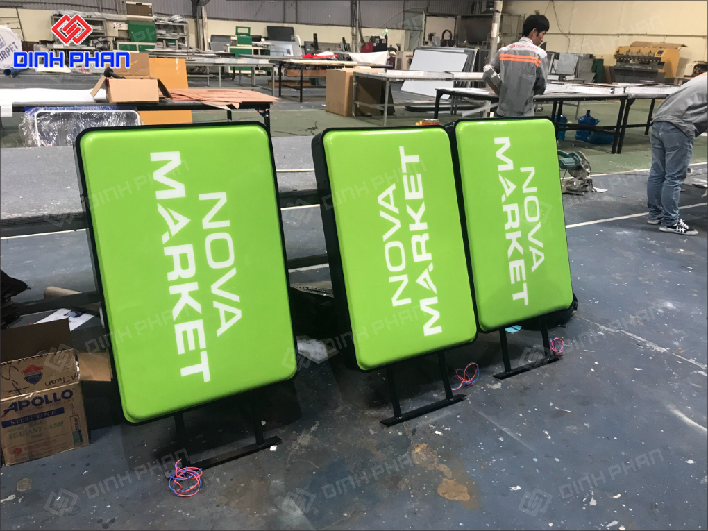 Hộp đèn hút nổi phú yên