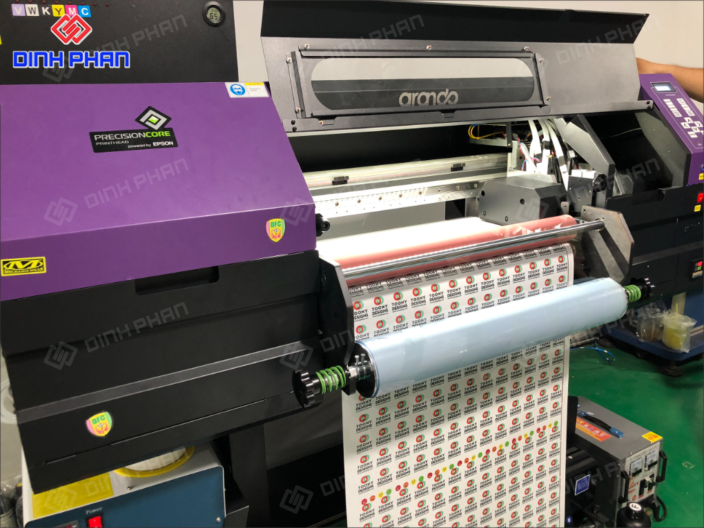 In uv decal lam dong 1