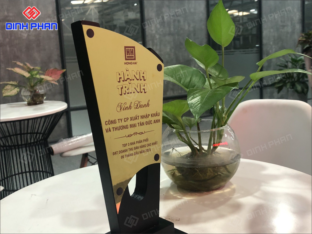 In uv mica lâm đồng