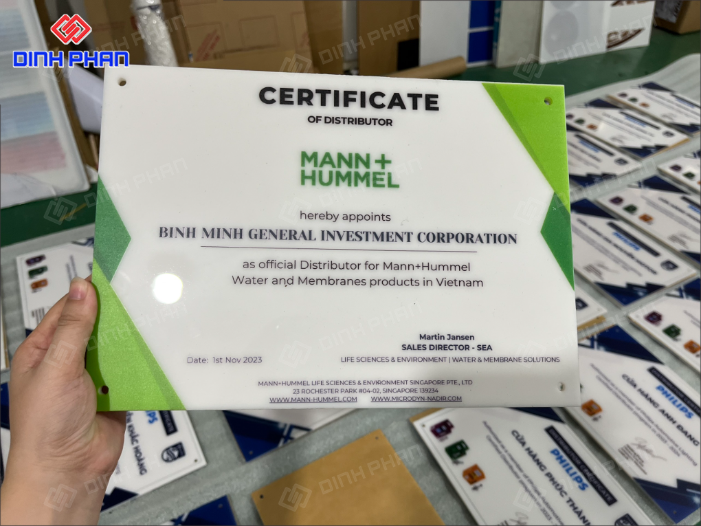 In uv mica lâm đồng