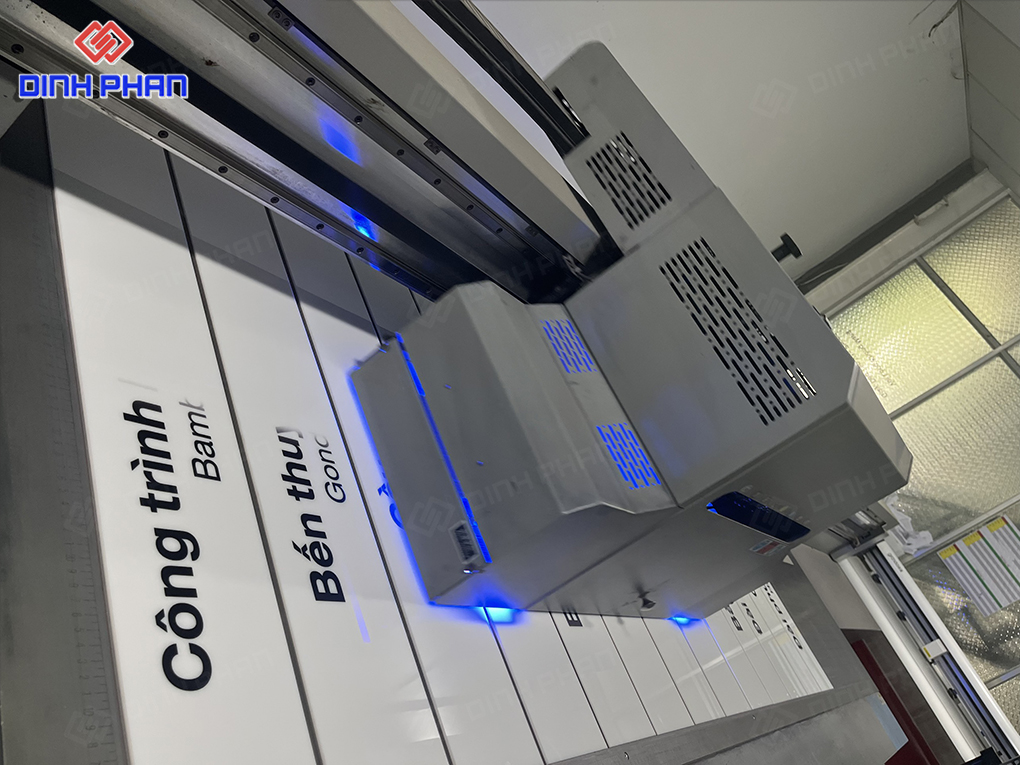 In UV mica Khánh Hòa in ấn sắc nét, bền màu In uv trên mica