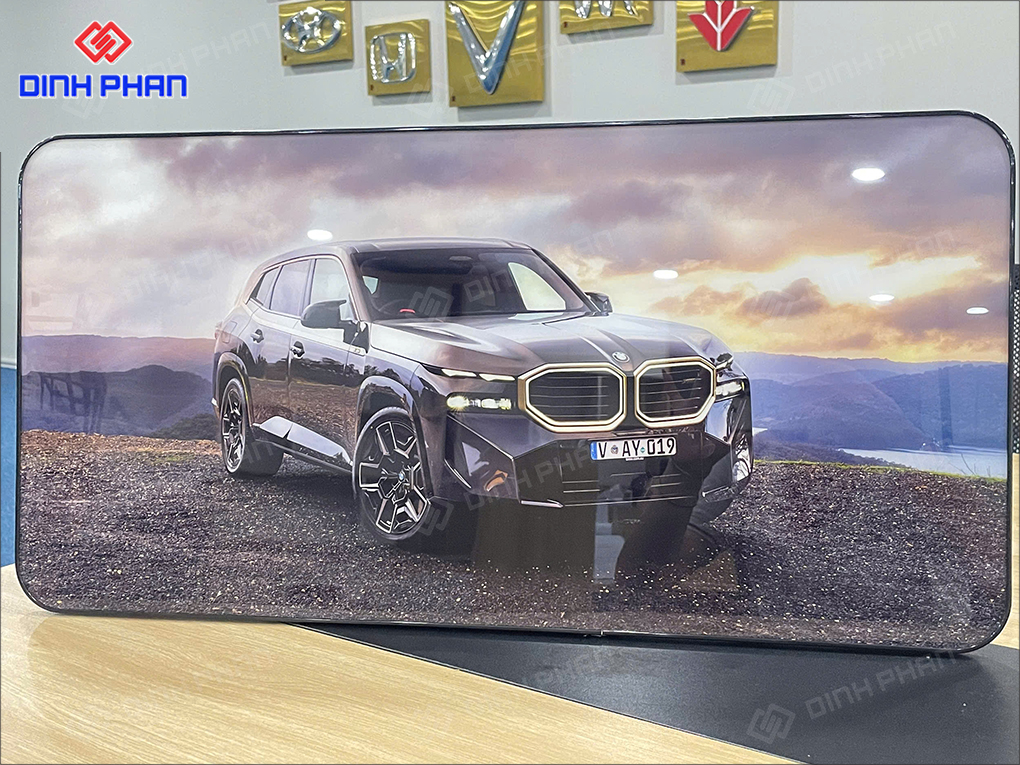 In UV mica Khánh Hòa in ấn sắc nét, bền màu Tranh tráng gương