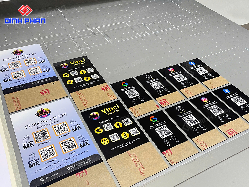 In UV mica Khánh Hòa in ấn sắc nét, bền màu In qr để bàn