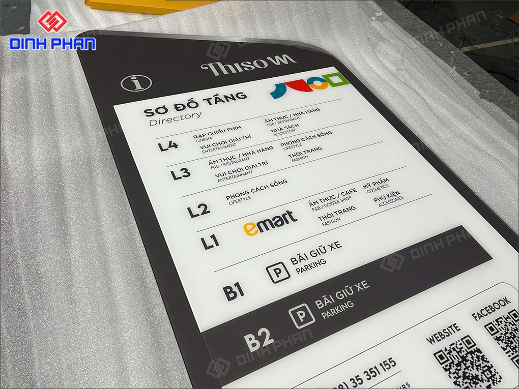 In UV mica Khánh Hòa in ấn sắc nét, bền màu Bảng hướng dẫn trong trung tâm thương mại