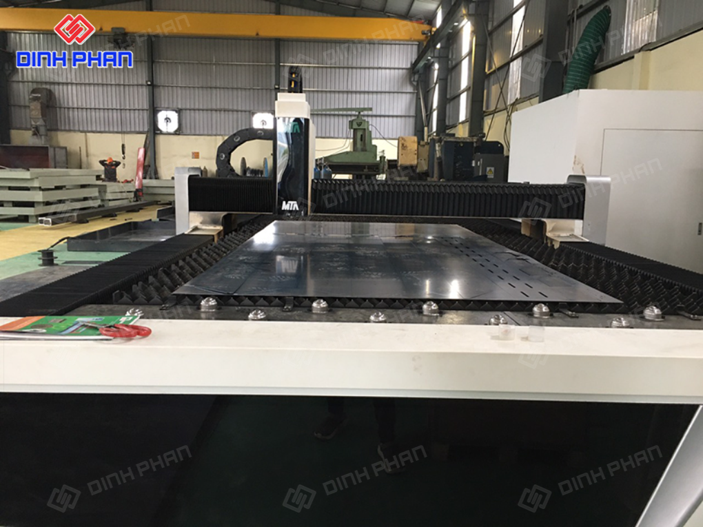 Cắt inox BMT chuẩn xác, gia công laser CNC giá tận xưởng Cắt inox bmt chuẩn xác, gia công laser cnc giá tận xưởng