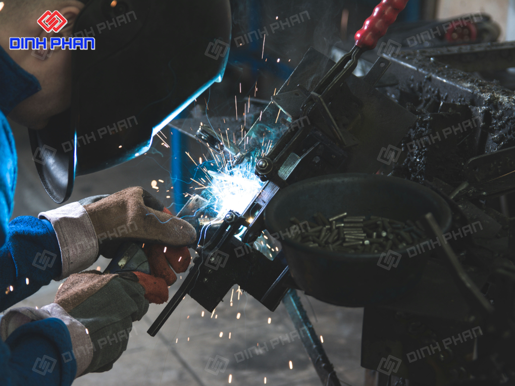 Dịch vụ cắt tôn tấm đắk lắk uy tín, giá tốt